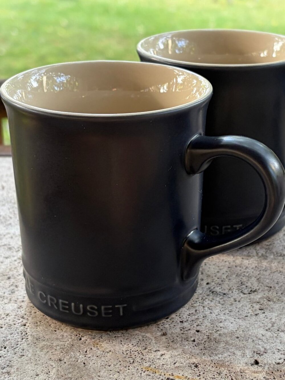 2 LE CREUSET Matte Black Coffee Mugs (approx. 12oz) set of 2 mugs